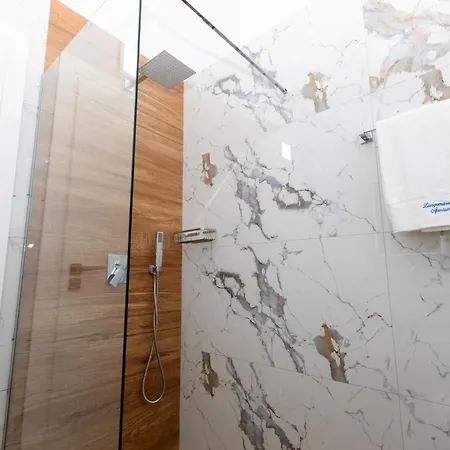 Lungomare Apartment Vlore Exterior photo
