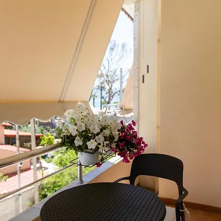 Lungomare Apartment Vlore Exterior photo