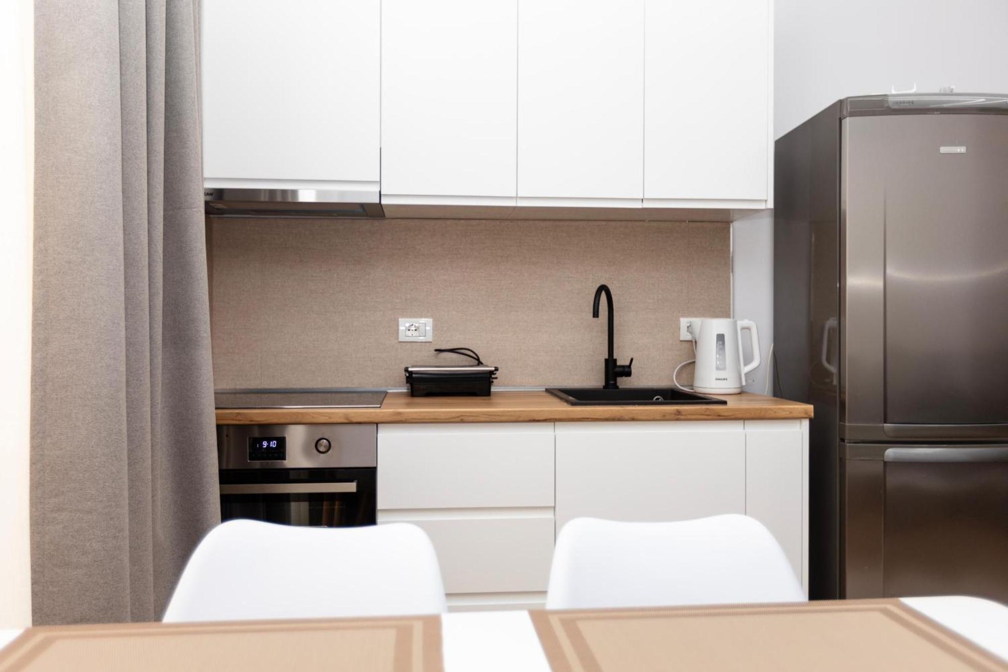Lungomare Appartement *